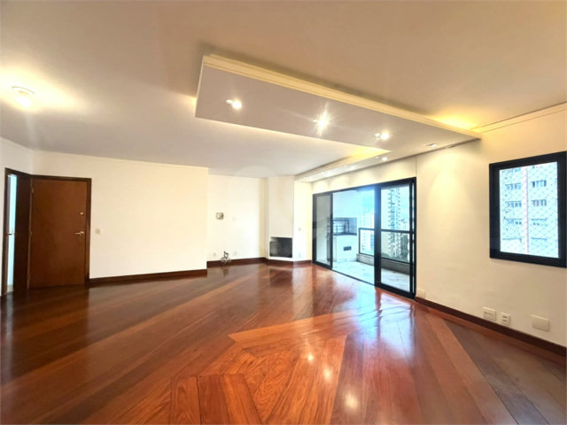 Apartamento à venda com 3 suítes em Morumbi, São Paulo, SP