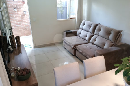 Casa à venda com 3 quartos, sendo 1 suíte, no condomínio Portal dos Pinheiros, Ribeirão Preto - SP