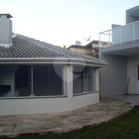 Sobrado à venda com 4 suítes em Vila Oliveira, Mogi das Cruzes, SP