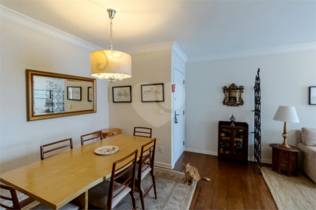 Apartamento à venda com 3 quartos, sendo 2 suítes, em Alto da Boa Vista, São Paulo, SP