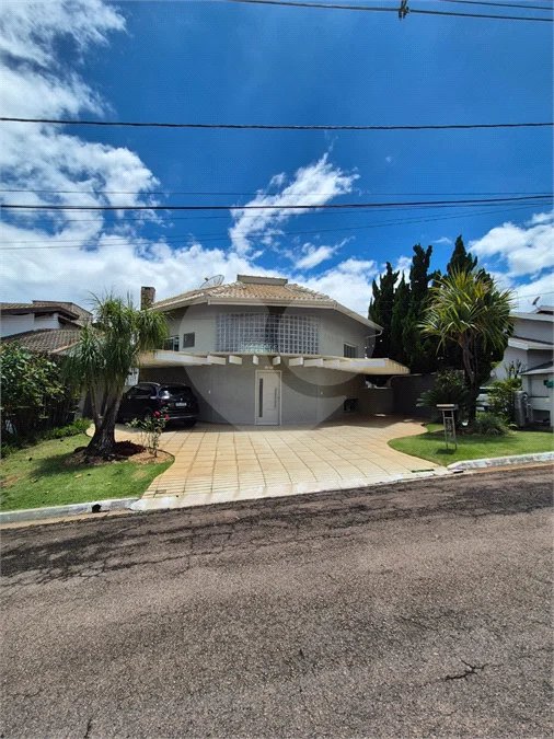 Casa à venda ou para alugar com 3 quartos, sendo 1 suíte, no condomínio Villagio Capriccio, Louveira - SP
