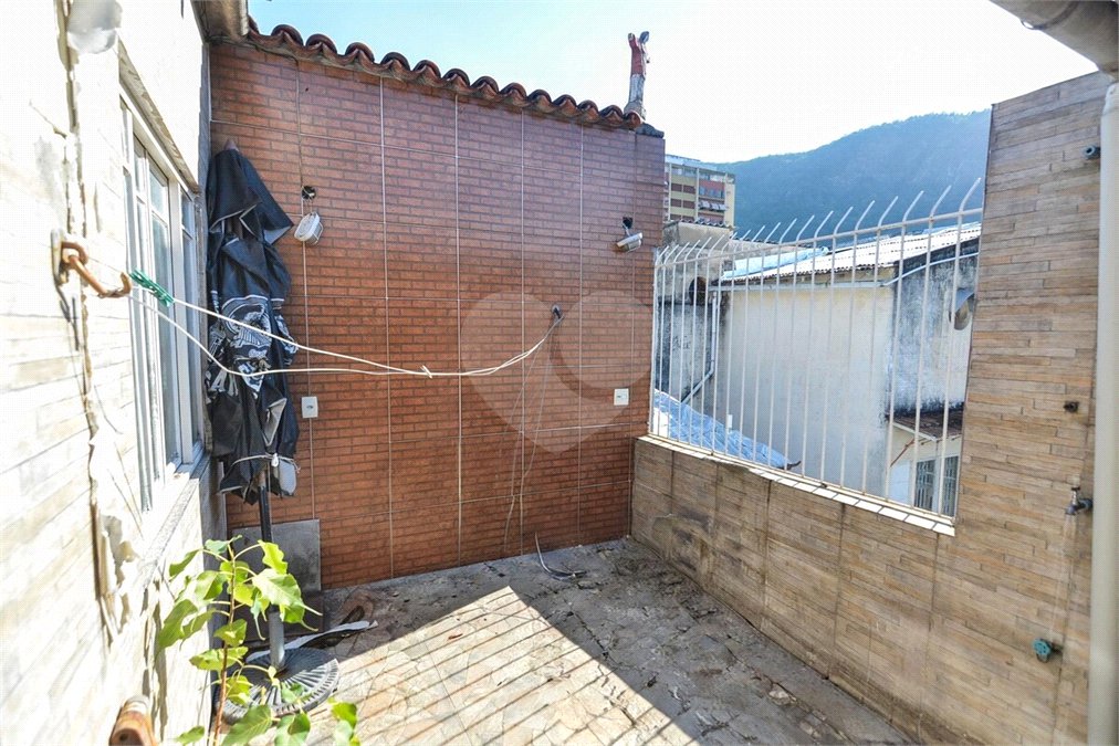 Casa de Vila à venda com 4 quartos, sendo 1 suíte,  em Grajaú, Rio de Janeiro, RJ