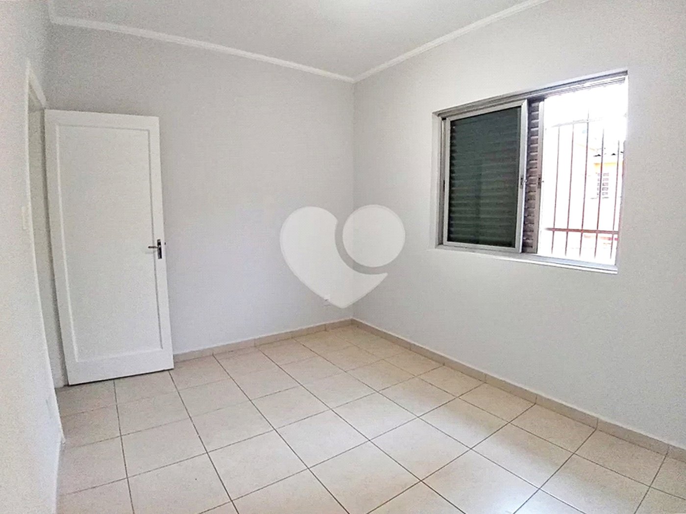 Sobrado à venda com 13 quartos, sendo 1 suíte,  em Jardim São Paulo(zona Norte), São Paulo, SP