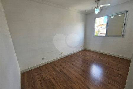 Apartamento à venda com 3 quartos, sendo 1 suíte, em Vila Gumercindo, São Paulo, SP