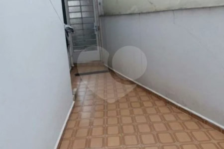 Casa à venda com 3 quartos no condomínio Travessa Quefren,21, São Paulo - SP
