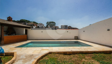 Casa à venda com 4 quartos, sendo 3 suítes,  em City América, São Paulo, SP
