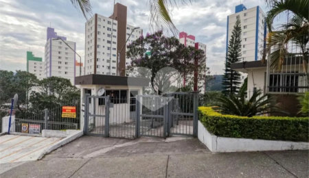Apartamento à venda com 2 quartos em Horto, São Paulo, SP