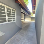 Casa à venda com 3 quartos, sendo 1 suíte, no condomínio Residencial Jardim das Palmeiras, Vinhedo - SP