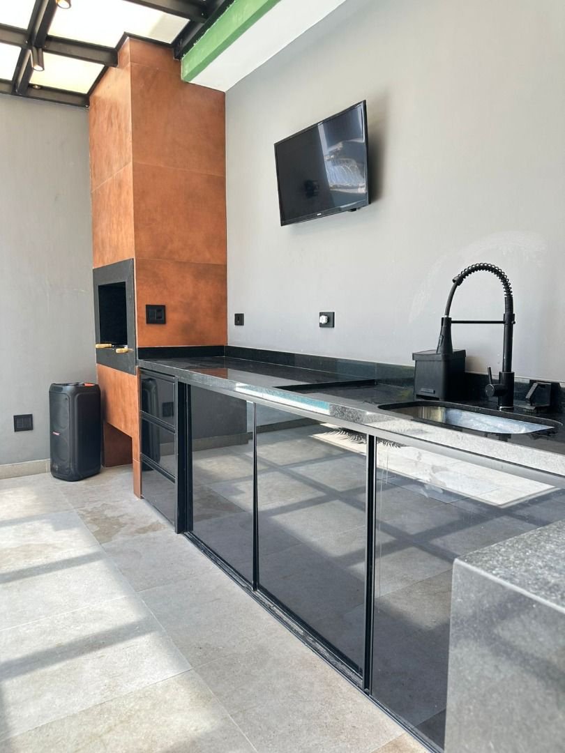 Casa com 3 dormitórios para alugar, 170 m² por R$ 13.740,00/mês - Gonzaga - Santos/SP