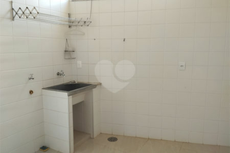 Sobrado à venda com 4 quartos, sendo 3 suítes, em Altos do Jaraguá, Araraquara, SP