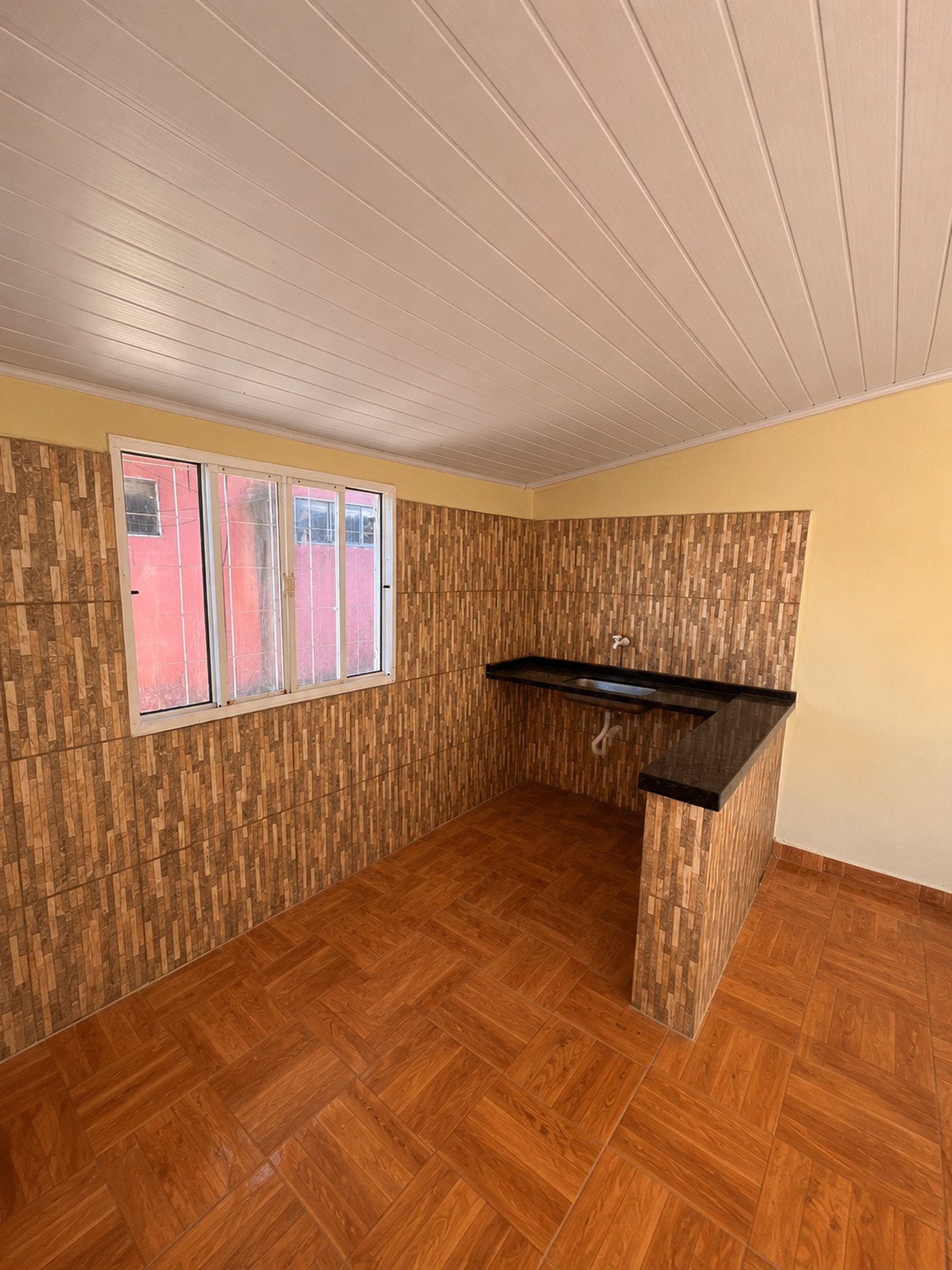 Casa para alugar com 2 quartos, sendo 1 suíte,  em Bairro Montanini, Três Lagoas, MS