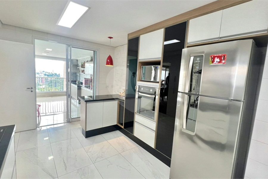 Apartamento à venda com 3 suítes em Morumbi, São Paulo, SP