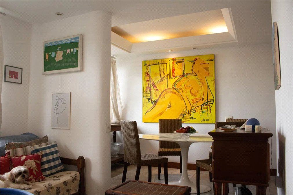 Apartamento à venda com 3 quartos, sendo 1 suíte, em Copacabana, Rio de Janeiro, RJ