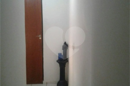 Casa à venda com 6 quartos, sendo 1 suíte, em Vila Matilde, São Paulo, SP
