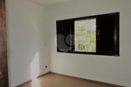 Casa à venda com 3 quartos, sendo 1 suíte, em Santo Amaro, São Paulo, SP