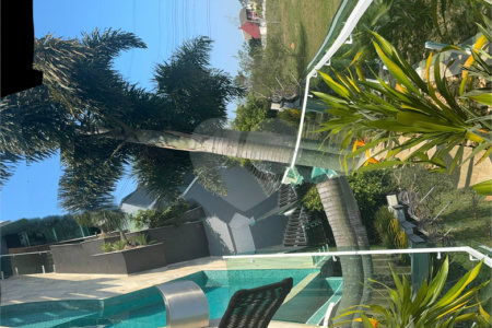 Casa à venda com 3 suítes no condomínio Aruã, Mogi das Cruzes - SP