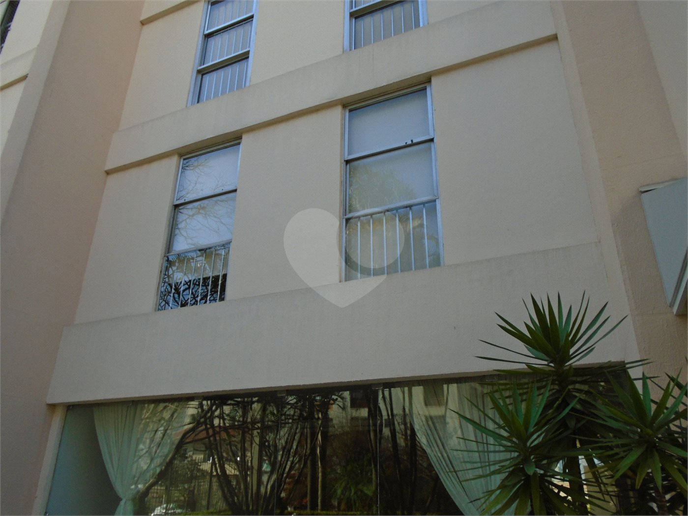 Apartamento à venda com 3 quartos, sendo 1 suíte,  em Brooklin, São Paulo, SP