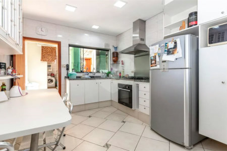 Casa de Vila à venda com 3 quartos, sendo 1 suíte, em Campo Belo, São Paulo, SP
