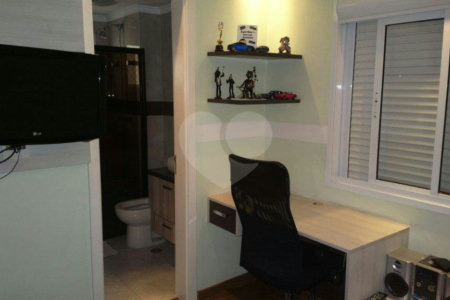 Apartamento à venda com 3 suítes em Jardim Taquaral, São Paulo, SP