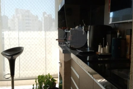 Apartamento à venda com 3 suítes em Vila Suzana, São Paulo, SP