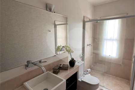 Casa à venda com 3 suítes no condomínio Residencial dos Lagos, Itupeva - SP