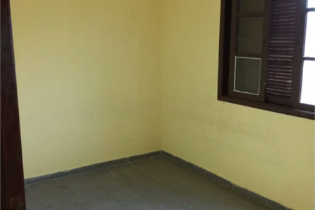 Casa à venda com 3 quartos, sendo 2 suítes, em Jardim Maria Duarte, São Paulo, SP