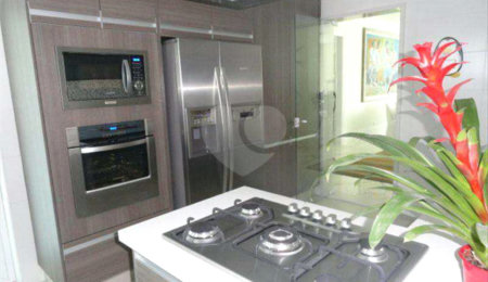 Apartamento à venda com 3 suítes em Jardim Virgínia, Guarujá, SP