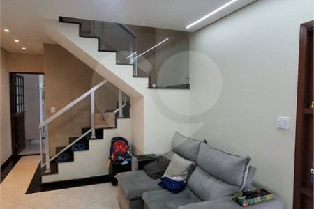 Sobrado à venda com 3 quartos, sendo 1 suíte, em Vila Constança, São Paulo, SP