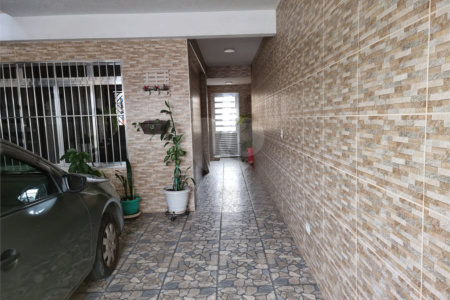 Sobrado à venda com 3 quartos, sendo 1 suíte,  em Jardim Campo Limpo, São Paulo, SP