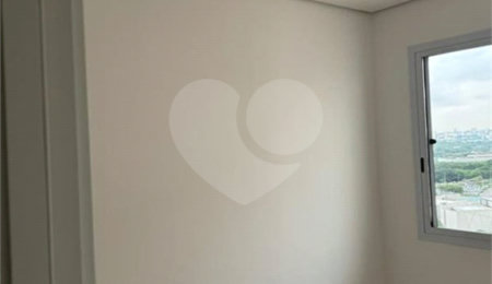 Apartamento à venda com 2 quartos em Parque Industrial Tomas Edson, São Paulo, SP