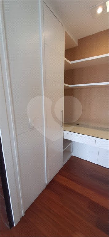 Apartamento à venda com 4 quartos, sendo 3 suítes, em Cambuci, São Paulo, SP