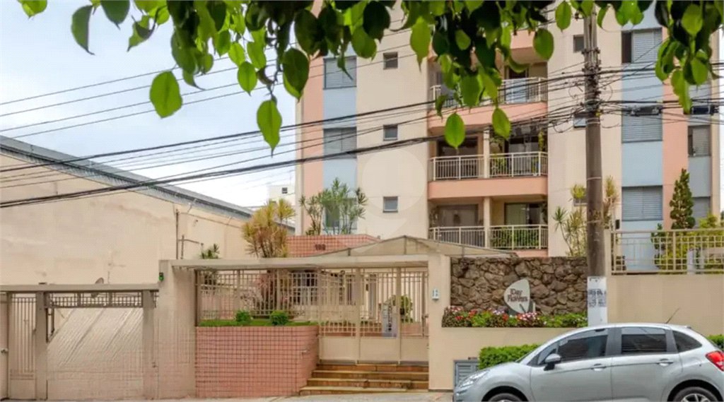 Apartamento à venda com 3 quartos, sendo 1 suíte,  em Parque Imperial, São Paulo, SP