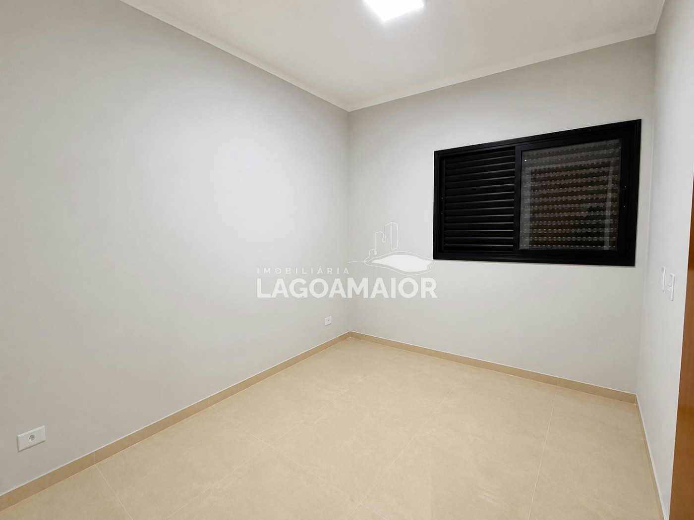 Casa à venda com 3 suítes em Residencial Costa Leste, Três Lagoas, MS