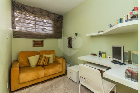 Apartamento à venda com 3 quartos, sendo 1 suíte, em Itaim Bibi, São Paulo, SP