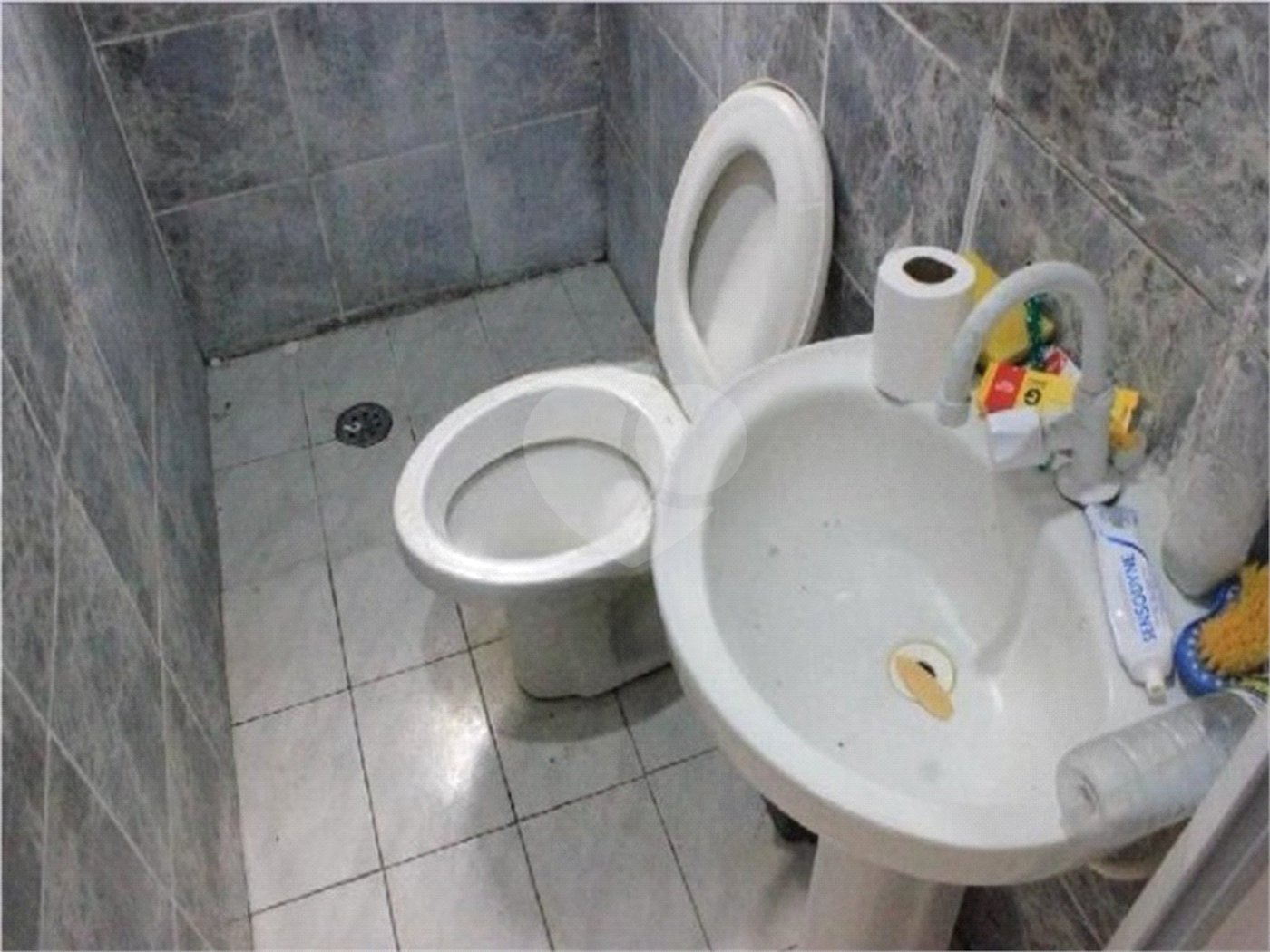 Sobrado à venda com 4 quartos, sendo 2 suítes, em Jardim Santa Clara, Guarulhos, SP