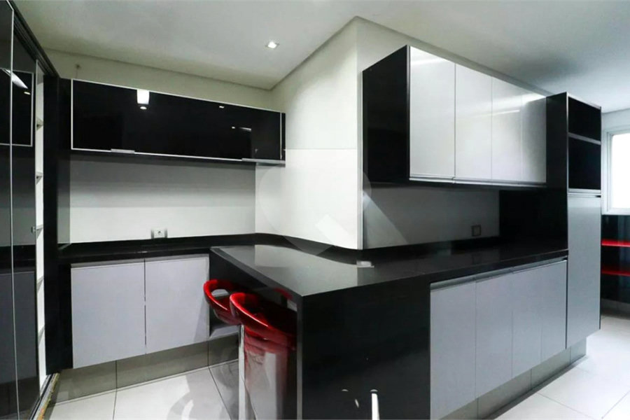 Apartamento à venda com 3 quartos, sendo 1 suíte, em Santana, São Paulo, SP