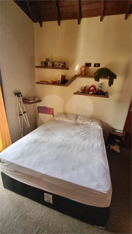 Casa à venda com 4 quartos, sendo 2 suítes, no condomínio Aruã Eco Park, Mogi das Cruzes - SP