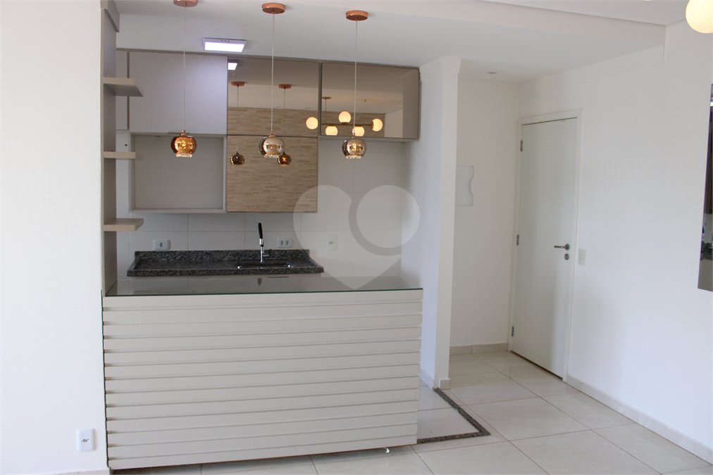 Apartamento à venda com 3 quartos, sendo 1 suíte, em Jardim Ypê, Paulínia, SP