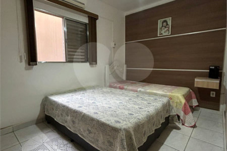 Sobrado à venda com 3 quartos, sendo 1 suíte,  em Jardim Regina, Indaiatuba, SP