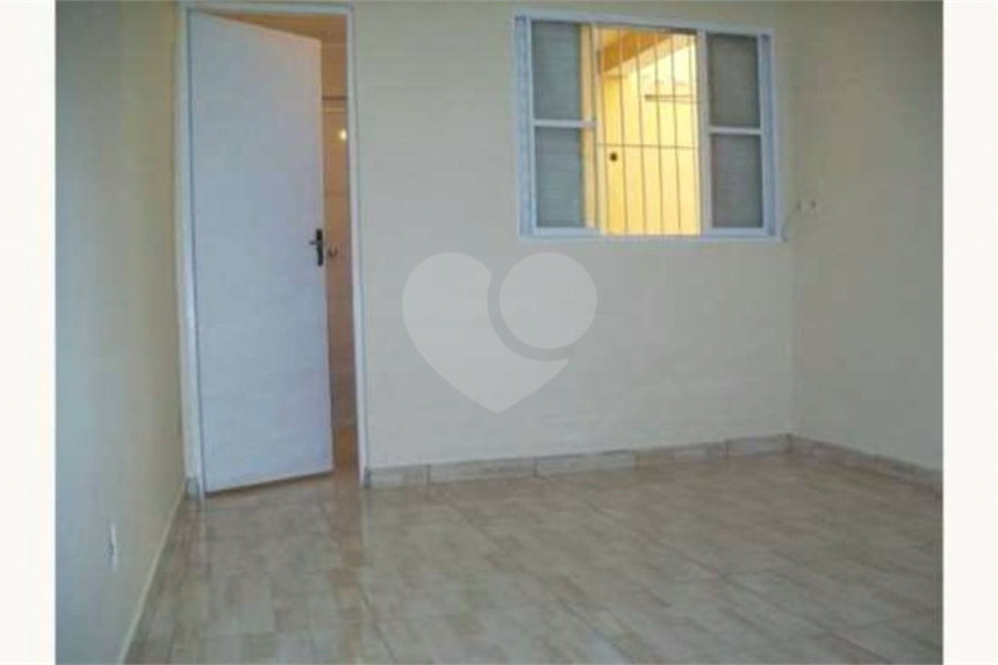Casa Térrea à venda com 4 quartos, sendo 3 suítes, no Brasilândia, São Paulo, SP