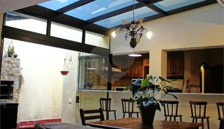 Sobrado à venda com 5 suítes em Mooca, São Paulo, SP