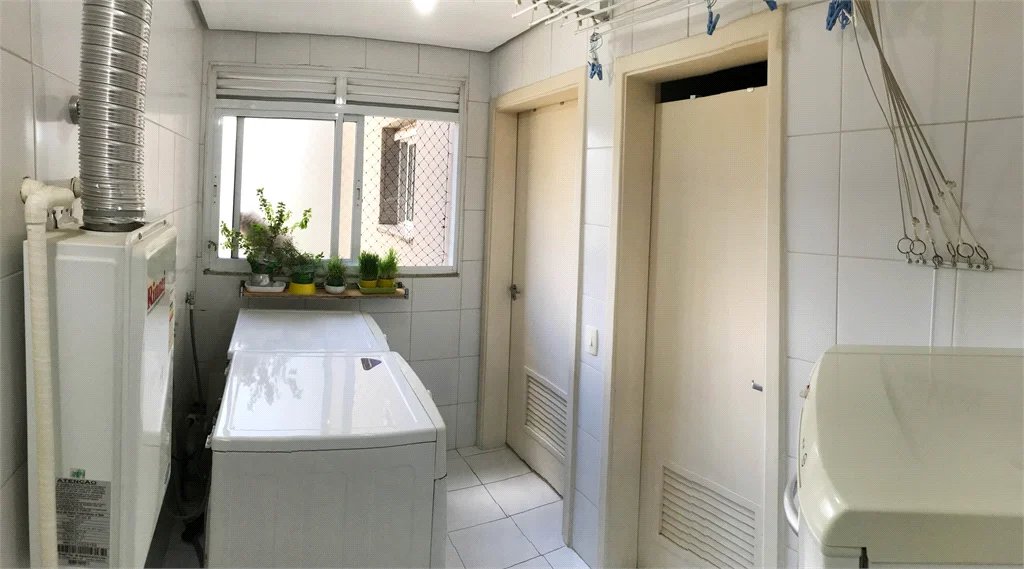Apartamento à venda com 2 suítes em Vila Andrade, São Paulo, SP