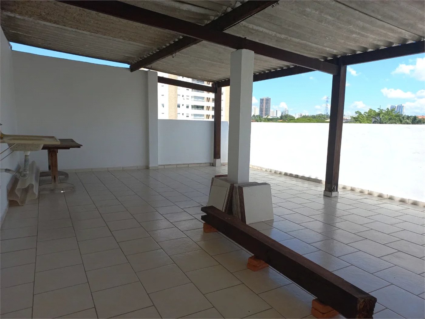 Sobrado à venda com 3 quartos, sendo 1 suíte, em Vila Lageado, São Paulo, SP