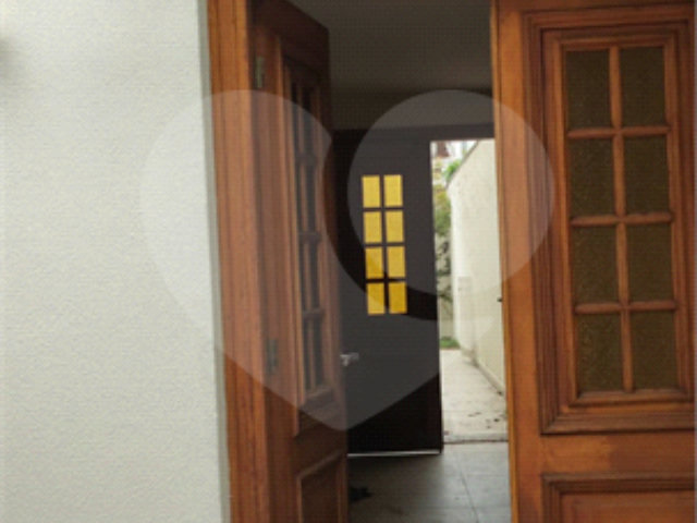 Casa de Vila à venda com 3 quartos, sendo 2 suítes,  em Santo Amaro, São Paulo, SP