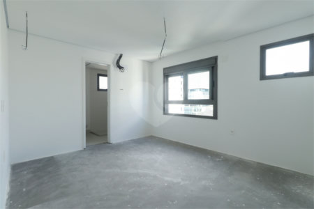 Apartamento à venda com 3 quartos, sendo 2 suítes,  em Brooklin, São Paulo, SP
