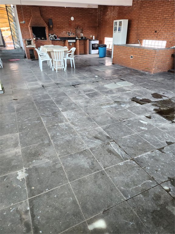 Sobrado, a venda, com 3 suítes, 7 vagas de garagem e salão de festas - Vila Aurora / SP