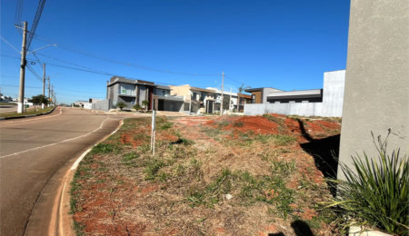 Terreno à venda em Loteamento Residencial Golden Ville, Itapetininga, SP