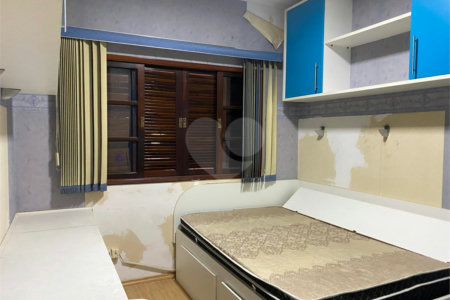 Casa à venda com 5 quartos, sendo 3 suítes, em Vila Rosália, Guarulhos, SP