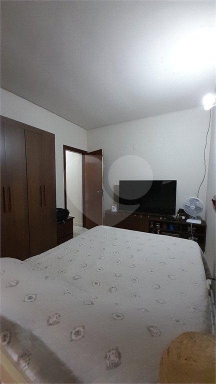 Casa à venda com 3 quartos, sendo 1 suíte,  em Retiro das Fontes, Atibaia, SP