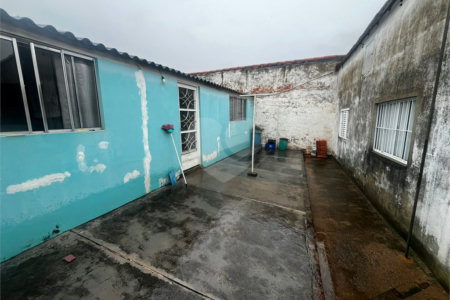 Casa à venda com 2 quartos em Vila Camarão, Itapetininga, SP